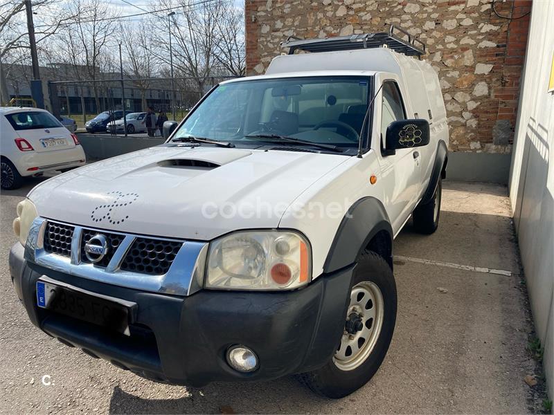 NISSAN Pick-up 4X4 Cabina Simple