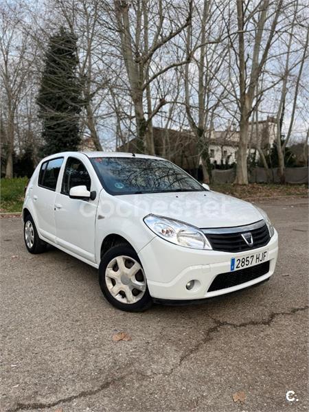 DACIA Sandero Ambiance Music 1.2 16v 75