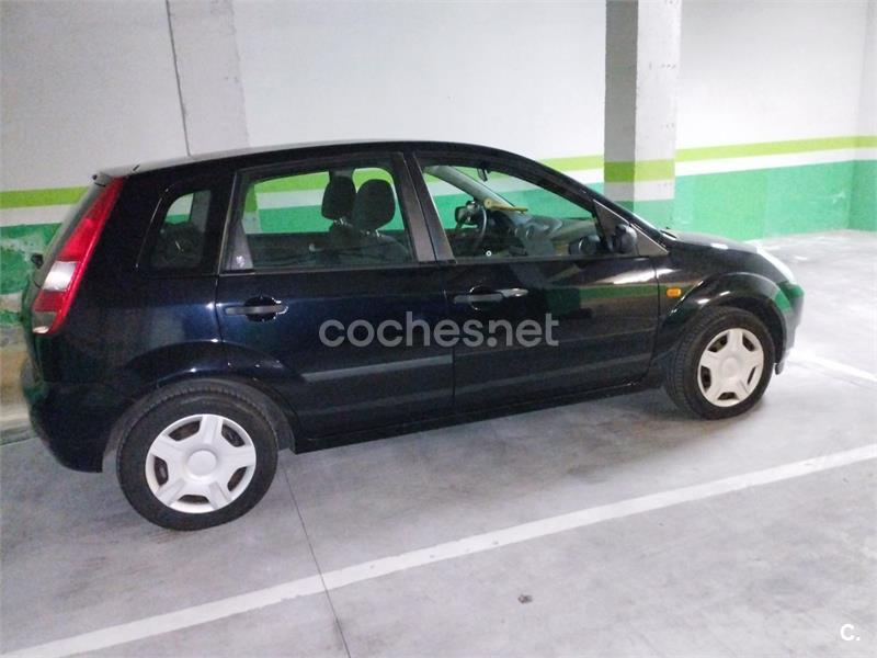 FORD Fiesta 1.4 Ghia