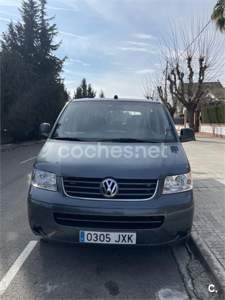 VOLKSWAGEN Multivan 2.5 TDI Comfortline