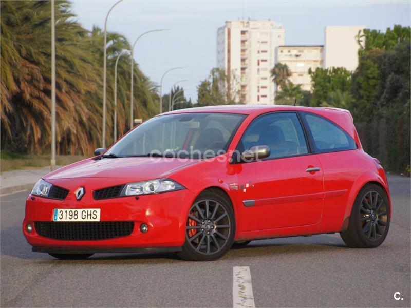 RENAULT Megane Megane F1 Team R26 2.0T