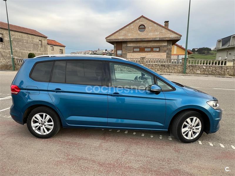 VOLKSWAGEN Touran Advance 1.5 TSI