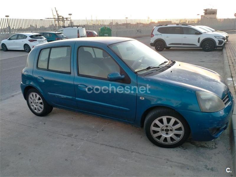 RENAULT Clio