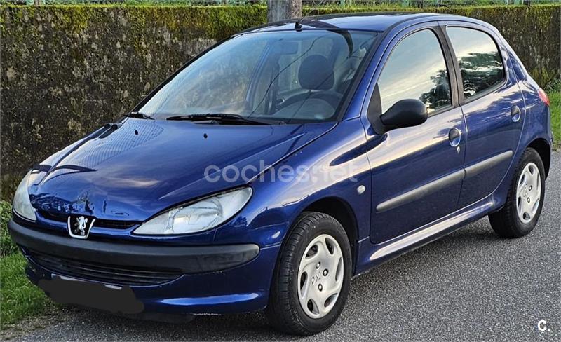 PEUGEOT 206