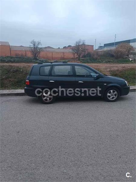 KIA Carens
