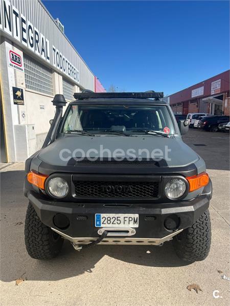 TOYOTA Land Cruiser 4.0 VVTi VX Auto