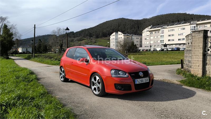 VOLKSWAGEN Golf 2.0 T FSI DSG GTI