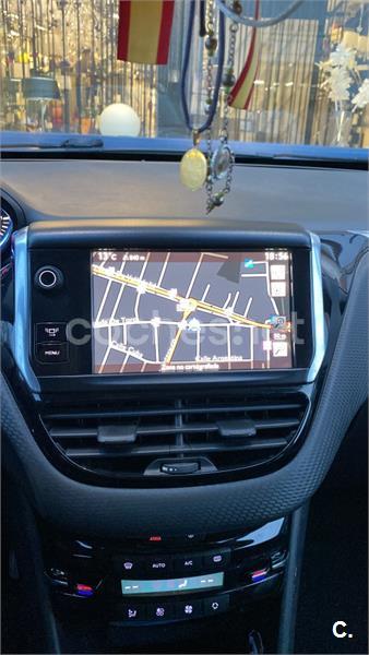 PEUGEOT 2008 Allure 1.6 eHDi 92
