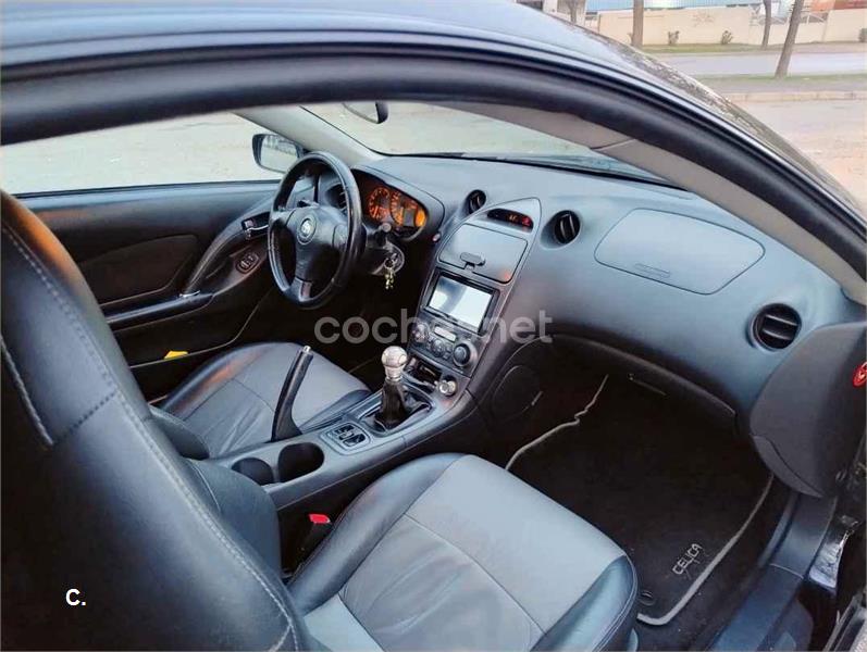 TOYOTA Celica