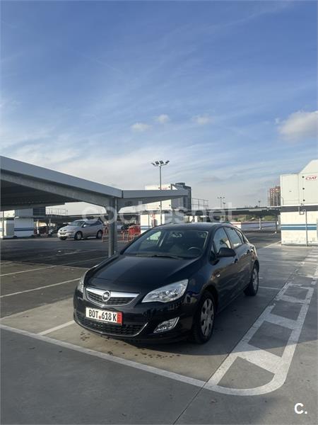 OPEL Astra 1.4 Turbo Cosmo ST