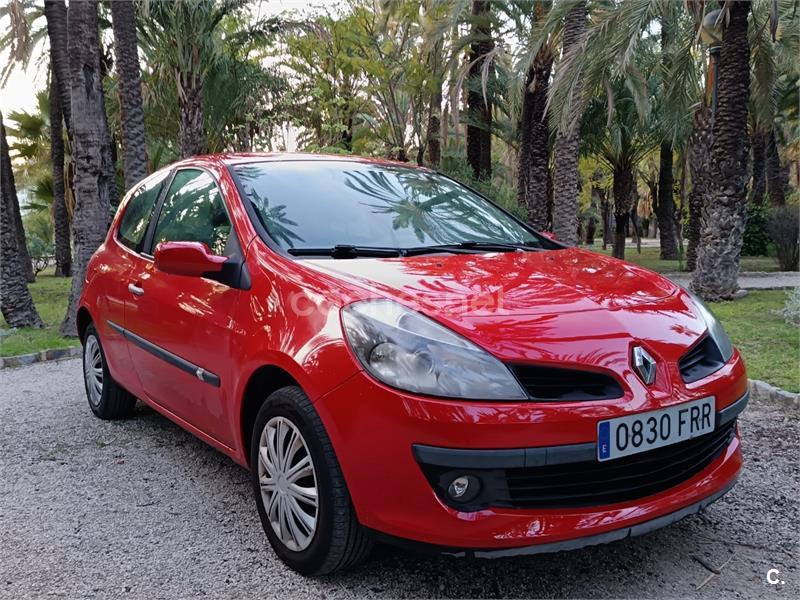 RENAULT Clio Authentique 1.5DCI70