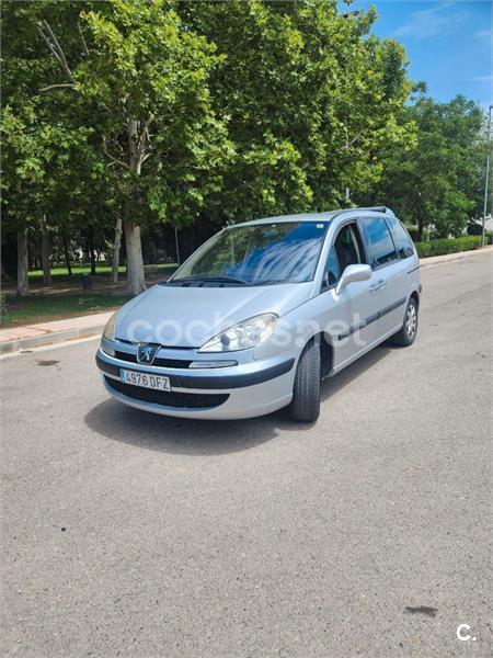 PEUGEOT 807