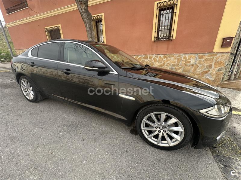 JAGUAR XF 2.2 Diesel Premium Luxury