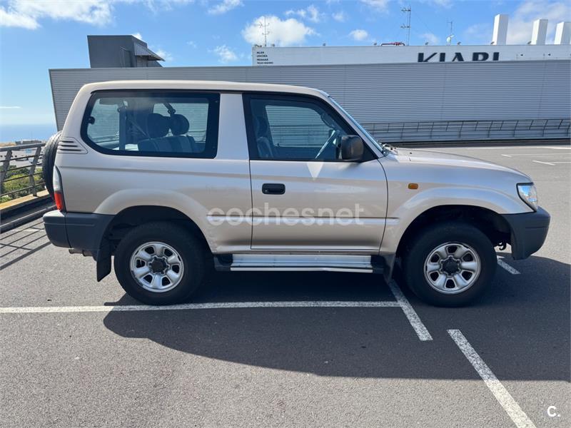 TOYOTA Land Cruiser 90 3.0 TD GX