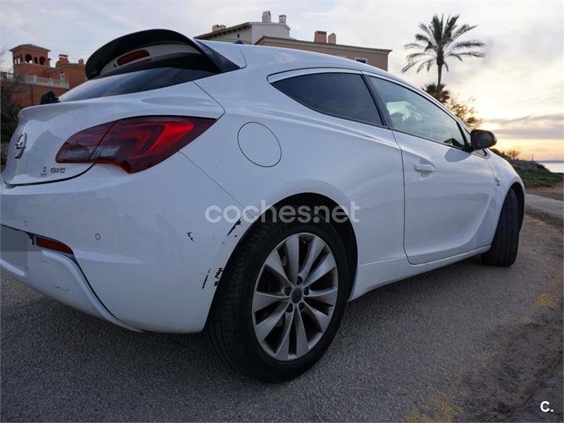 OPEL GTC 1.6 CDTi SS Sportive