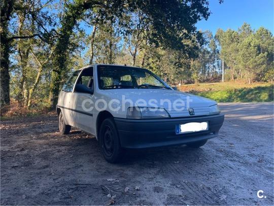 PEUGEOT 106