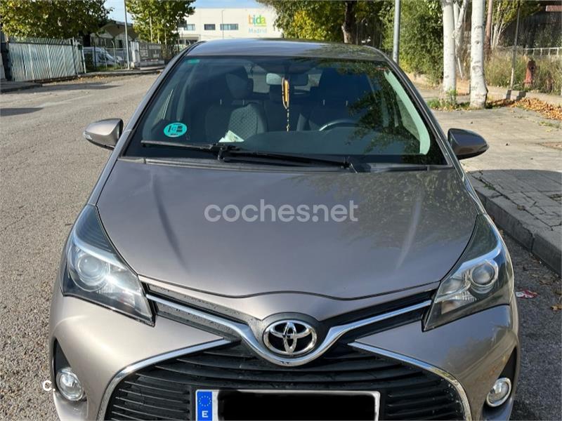 TOYOTA Yaris 1.3 100 Active