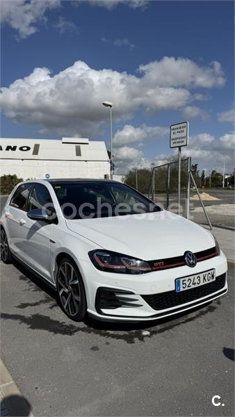 VOLKSWAGEN Golf GTI 2.0 TSI