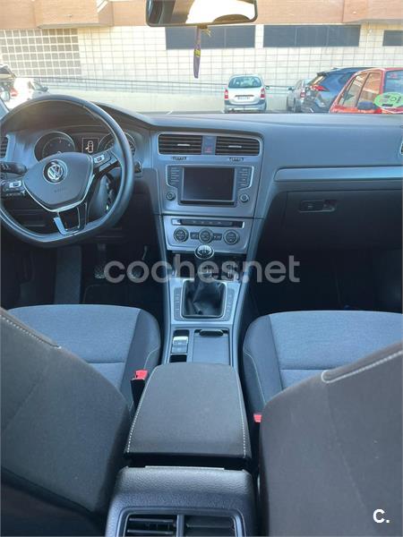 VOLKSWAGEN Golf Sportsvan Bluemotion 1.6 TDI