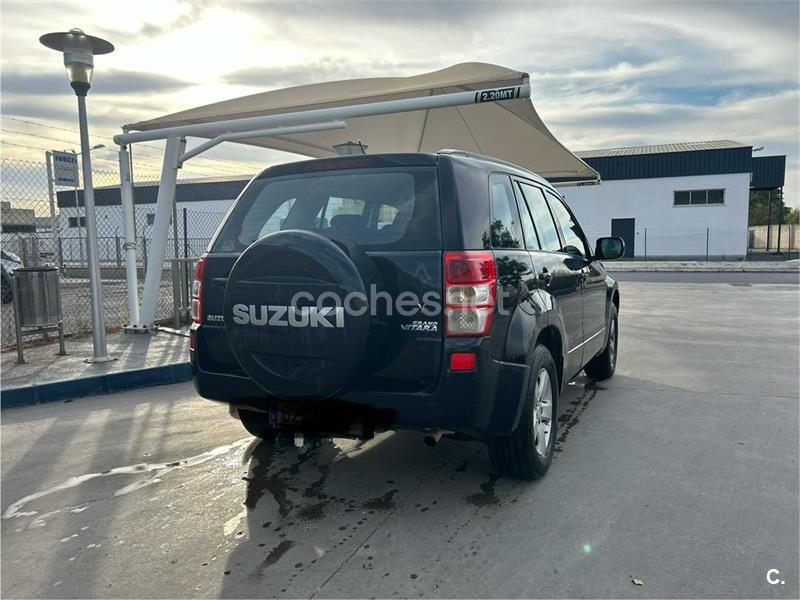 SUZUKI Grand Vitara