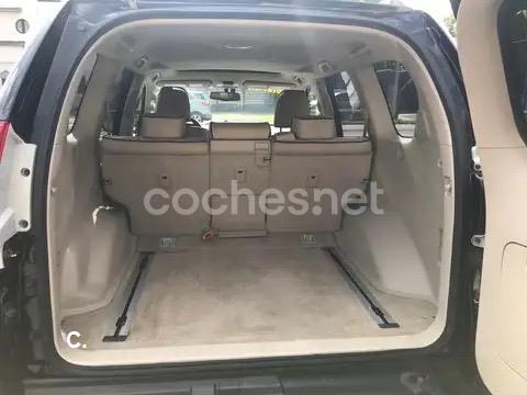 TOYOTA Land Cruiser 3.0 D4D VX VICTORY EDITION