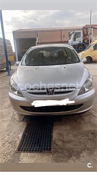 PEUGEOT 307