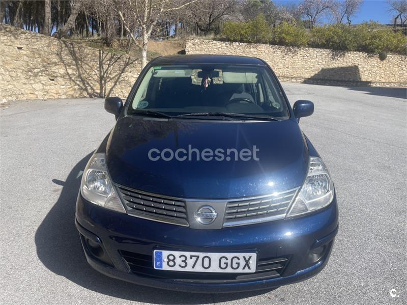 NISSAN Tiida 1.8 Acenta