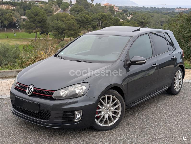 VOLKSWAGEN Golf 2.0 TSI DSG 6 vel GTI