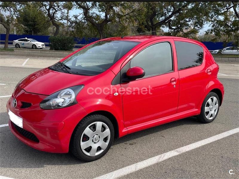 TOYOTA Aygo 1.0 VVTi Aygo