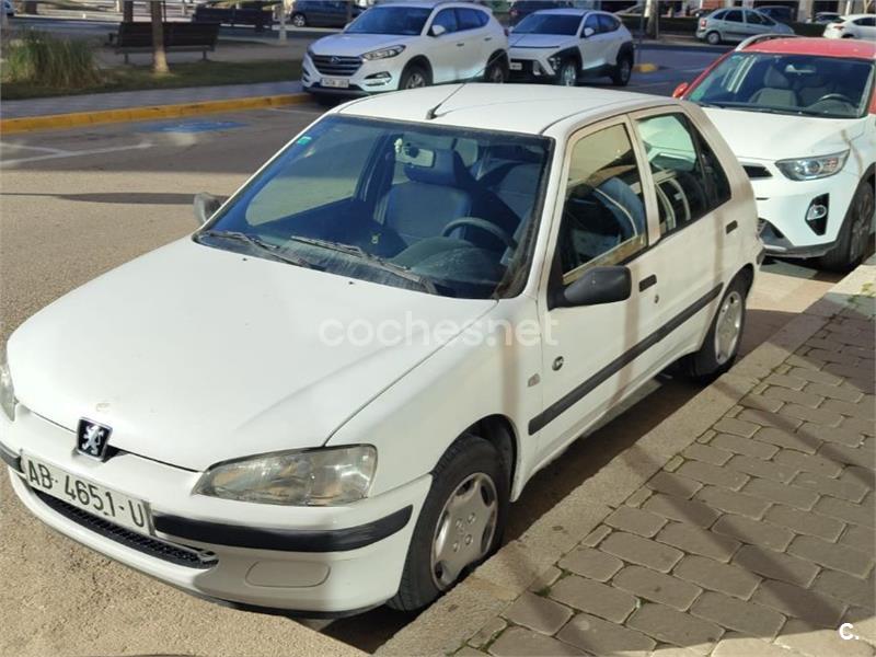 PEUGEOT 106 MAX 1.1