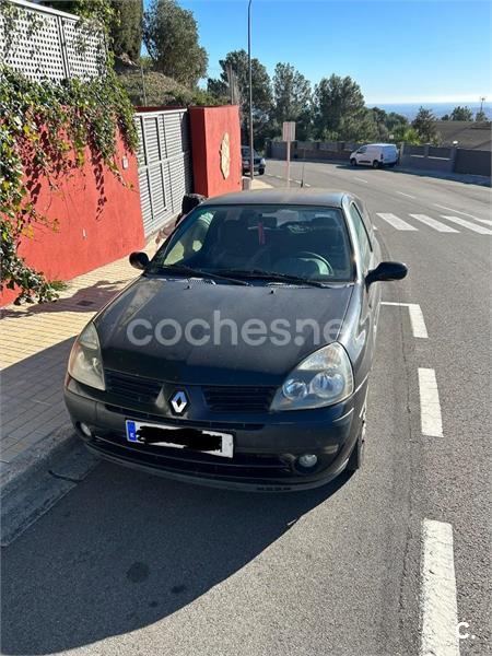 RENAULT Clio