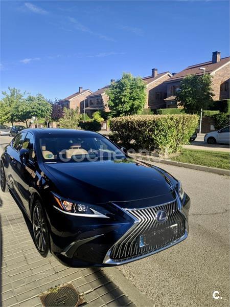 LEXUS ES 2.5 300h Business