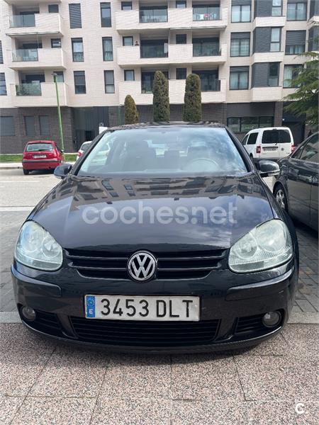 VOLKSWAGEN Golf 2.0 TDI Sportline