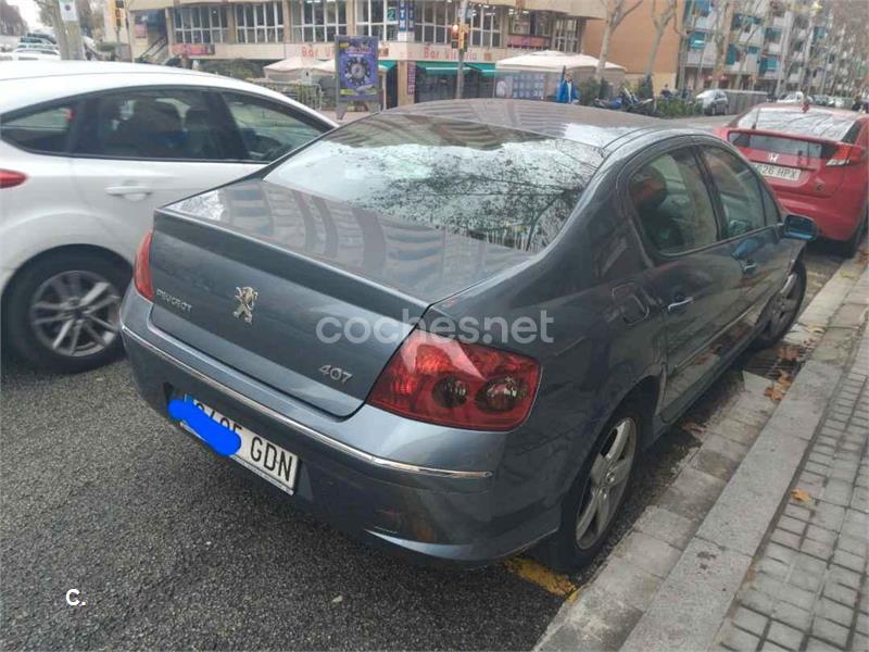 PEUGEOT 407