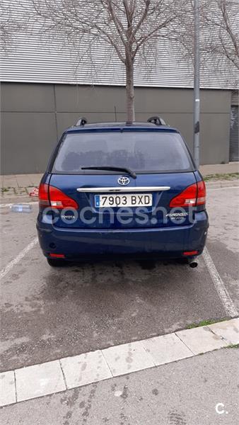 TOYOTA Avensis Verso 2.0 D4D Sol 7 plazas