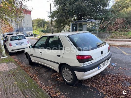 PEUGEOT 306