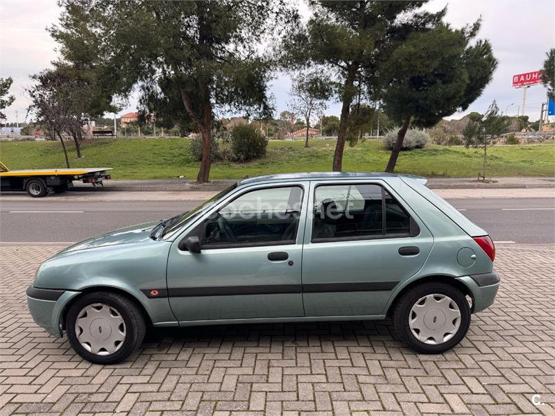 FORD Fiesta 1.3 AMBIENTE