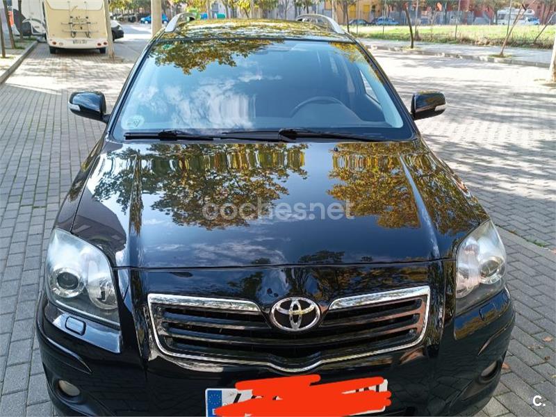 TOYOTA Avensis 2.0 D4D Sol Wagon