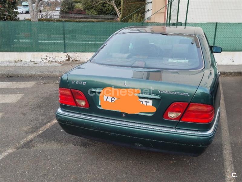 MERCEDES-BENZ Clase E E 300 DT ELEGANCE