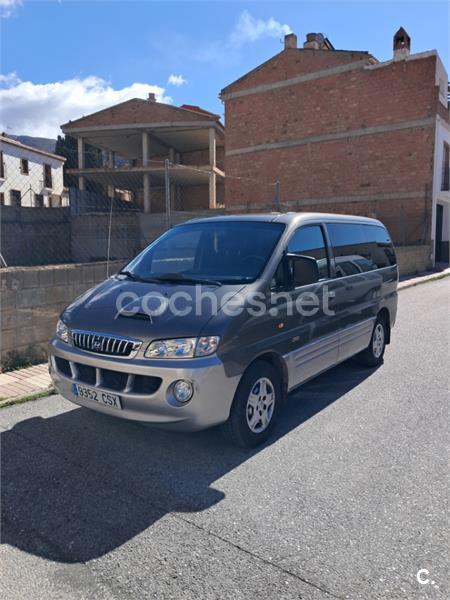 HYUNDAI H1 2.5 CRDi SVX 7 plazas