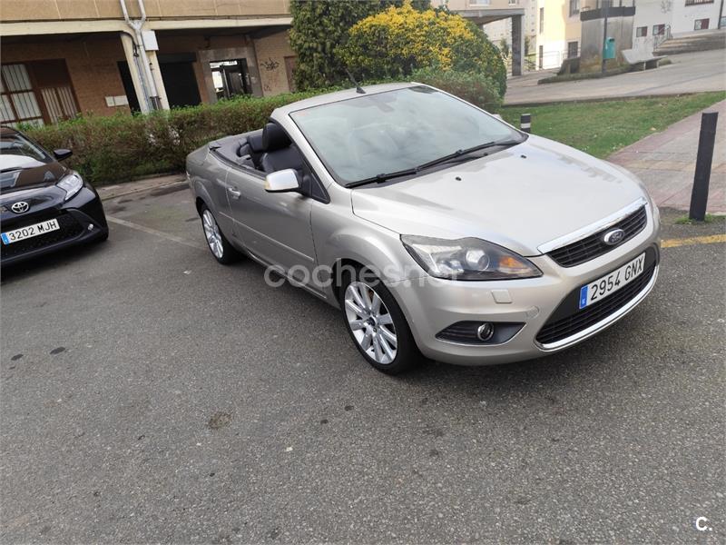 FORD Focus 2.0 TDCi CC Titanium