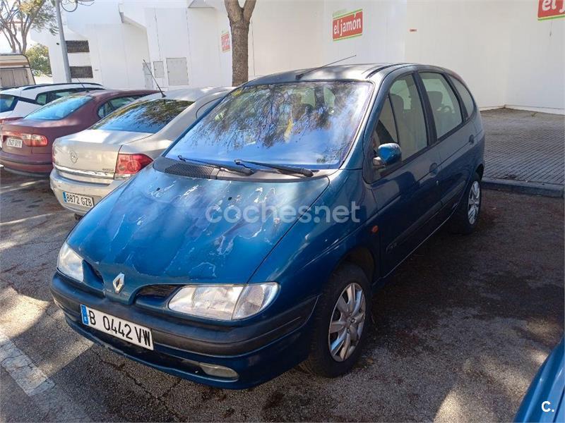 RENAULT Scenic