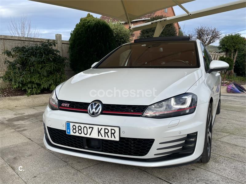 VOLKSWAGEN Golf 2.0 TSI GTI Performance BMT