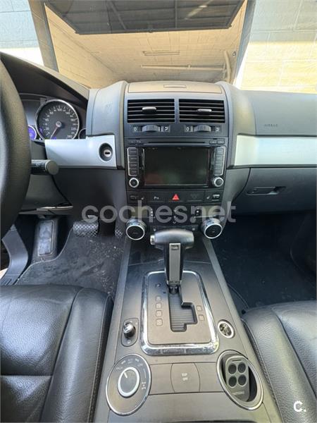 VOLKSWAGEN Touareg 3.0 V6 TDI Tiptronic