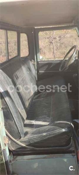 LAND-ROVER Defender