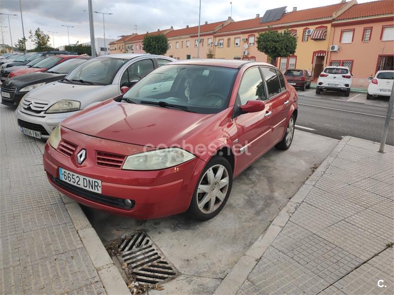 RENAULT Megane SEDAN PACK AUTHENTIQUE 1.5DCI100