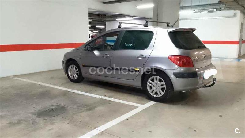 PEUGEOT 307