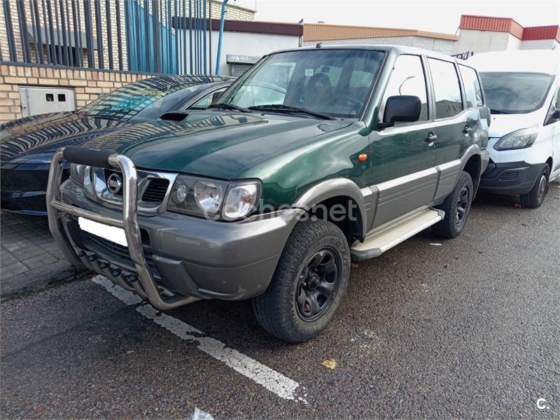 NISSAN Terrano II 2.7 TDi Sport