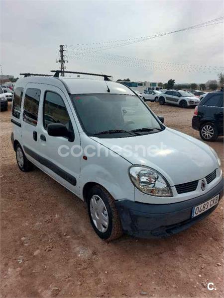 RENAULT Kangoo