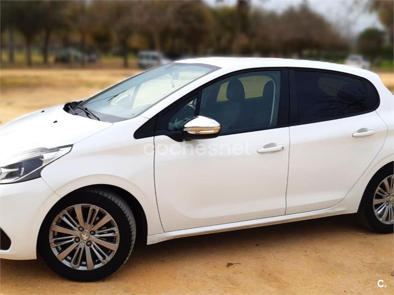 PEUGEOT 208 STYLE 1.2L PureTech